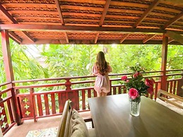 The Rim Resort