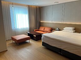 Hotel International