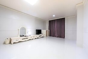 Donghae Boyang Hot Spring Convention Hotel