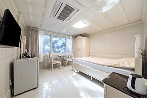 Donghae Boyang Hot Spring Convention Hotel