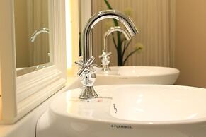 Hotel Elsereine Osaka