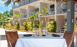 Moana Sands Beachfront Hotel