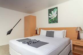 Moana Sands Beachfront Hotel