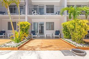 Moana Sands Beachfront Hotel