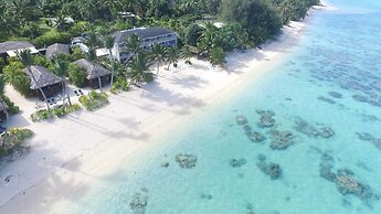 Moana Sands Beachfront Hotel