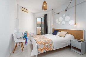 Mrs Chryssana Beach Hotel