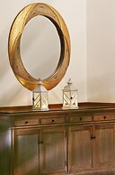 Mrs Chryssana Beach Hotel