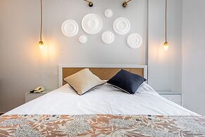 Mrs Chryssana Beach Hotel