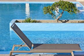 Mrs Chryssana Beach Hotel