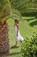 Mrs Chryssana Beach Hotel