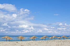 Mrs Chryssana Beach Hotel