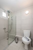 Mrs Chryssana Beach Hotel