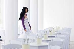 Mrs Chryssana Beach Hotel