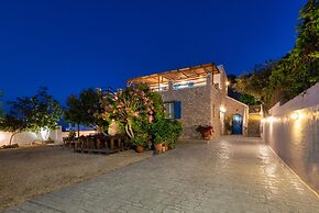 Agnanti Beach Studios