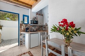 Agnanti Beach Studios