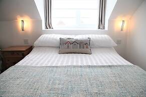 Summer Breeze Guest House