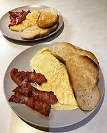 Summer Breeze Guest House