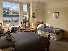 Bridgeside Guest House