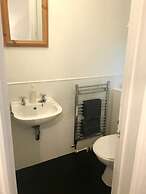 Bridgeside Guest House