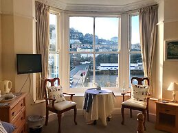 Bridgeside Guest House