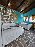 Eco Hotel Uxlabil Atitlan