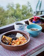 Eco Hotel Uxlabil Atitlan