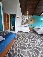 Eco Hotel Uxlabil Atitlan