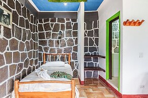 Eco Hotel Uxlabil Atitlan