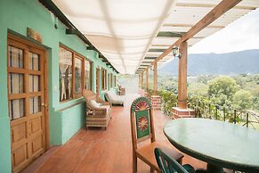 Eco Hotel Uxlabil Atitlan