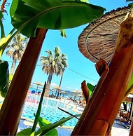 Maria' s Beach Apartments