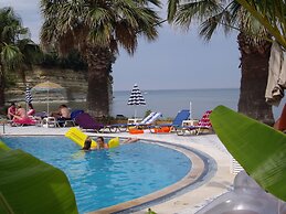 Maria' s Beach Apartments