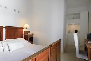 Palazzo Brunaccini Boutique Hotel