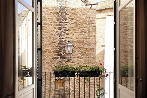 Palazzo Brunaccini Boutique Hotel