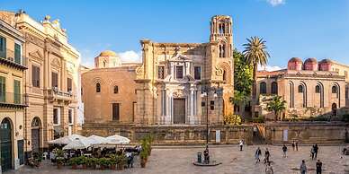 Palazzo Brunaccini Boutique Hotel