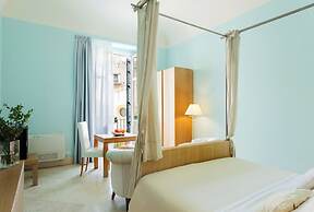 Palazzo Brunaccini Boutique Hotel