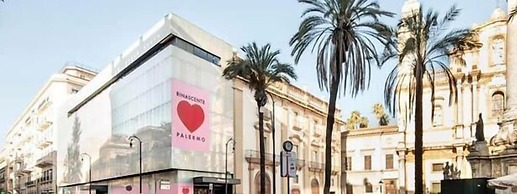 Palazzo Brunaccini Boutique Hotel