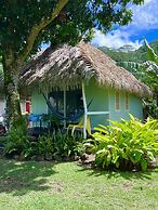 Linareva Moorea Beach Resort