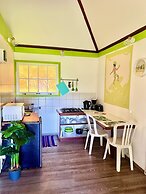 Linareva Moorea Beach Resort