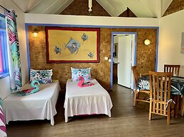 Linareva Moorea Beach Resort