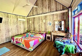 Linareva Moorea Beach Resort