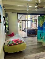 Linareva Moorea Beach Resort