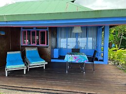 Linareva Moorea Beach Resort