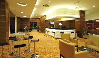 Courtyard Hotel @ 1Borneo