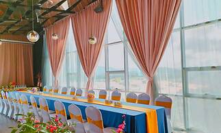 Courtyard Hotel @ 1Borneo