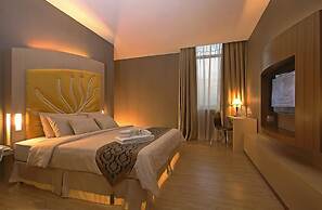 Courtyard Hotel @ 1Borneo