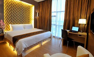 Courtyard Hotel @ 1Borneo