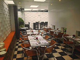 Ayenda Abitare 56 Hotel