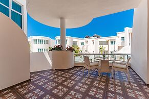 Flamingo Suites Boutique Hotel