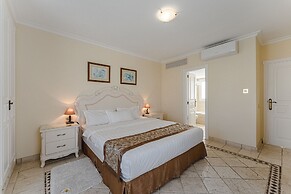 Flamingo Suites Boutique Hotel