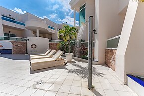 Flamingo Suites Boutique Hotel